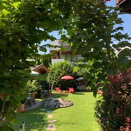 Serviced Licht Aparthotel 3*