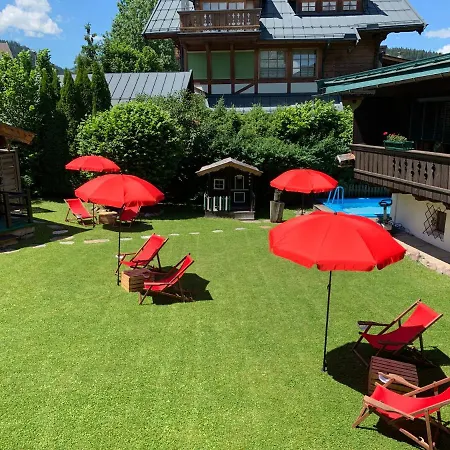 Serviced Licht Aparthotel 3*