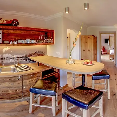 Serviced Licht كيتزبوهيل