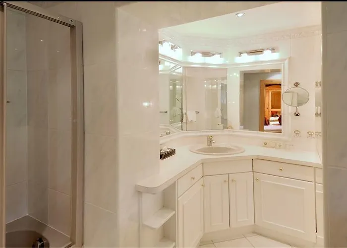 アパートホテル Serviced Licht キッツビュール