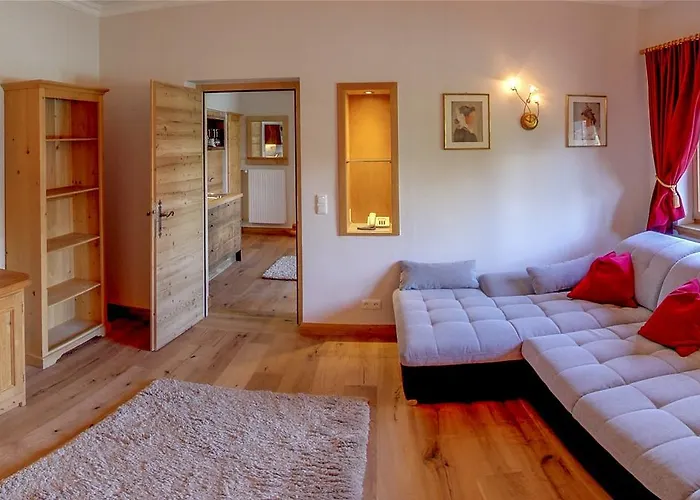 アパートホテル Serviced Licht 4*